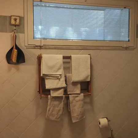 לינה וארוחת בוקר Sotto Sotto 3*